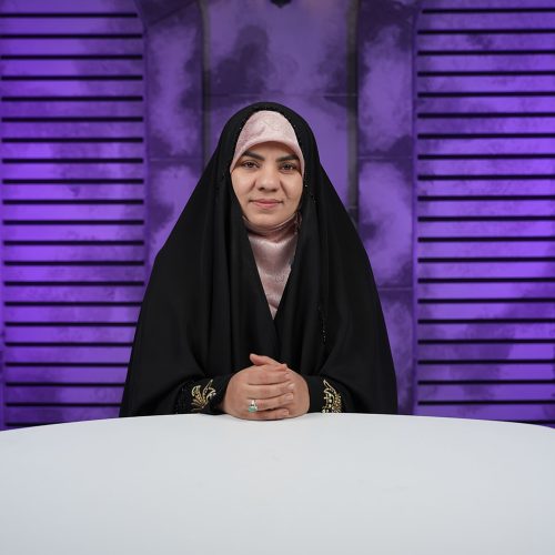 آمنه صفرچی  کارشناس تغذیه و رژیم درمانی  محقق و پژوهشگر حوزه طب سنتی   کارآفرین حوزه ی سلامت   کارشناس سیمای خانواده  مادر سه فرزند  : آدرس اینستاگرام @rezhimon